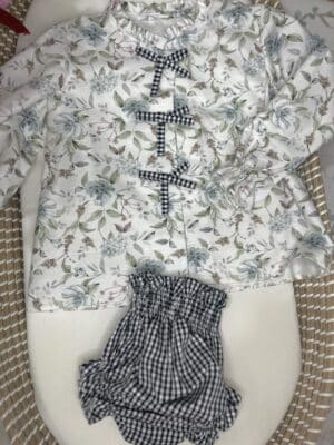 CONJUNTO CAMISA Y BRAGA / MUCHO GUSTO MAMI