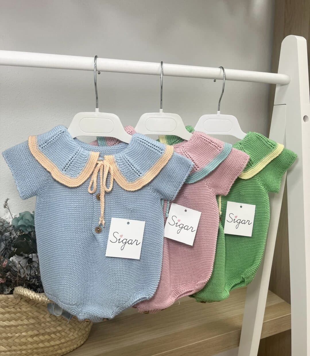 PELELE COLORES CUELLO / SIGAR