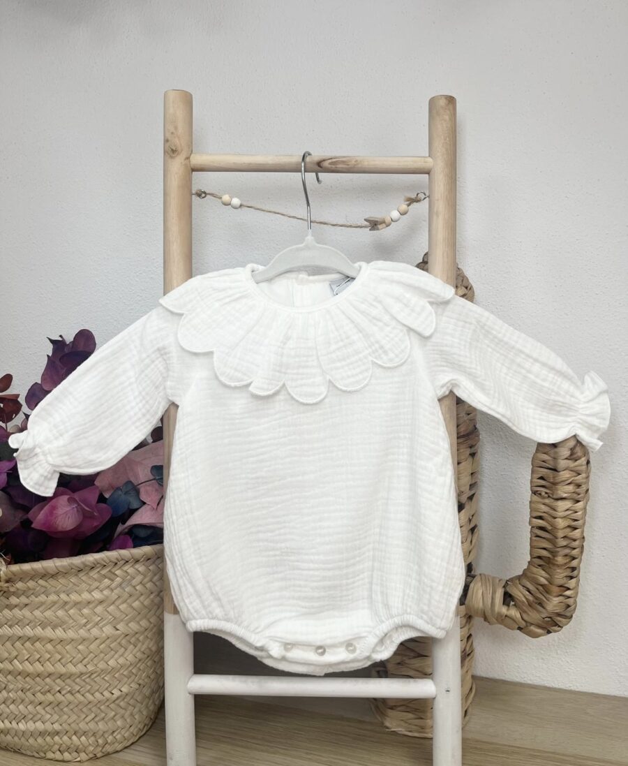 PELELE BAMBULA CUELLO BLANCO